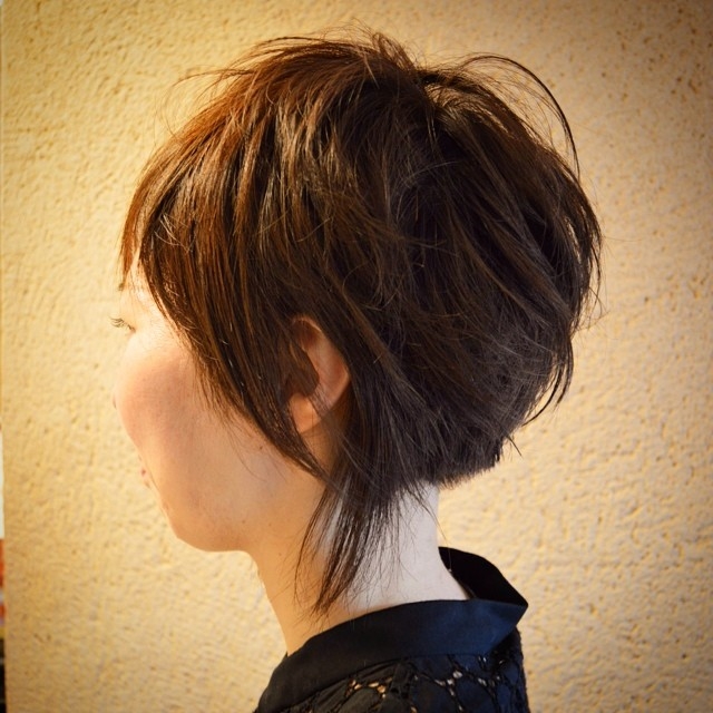 ショートヘア　おしゃれアシンメトリースタイル 1