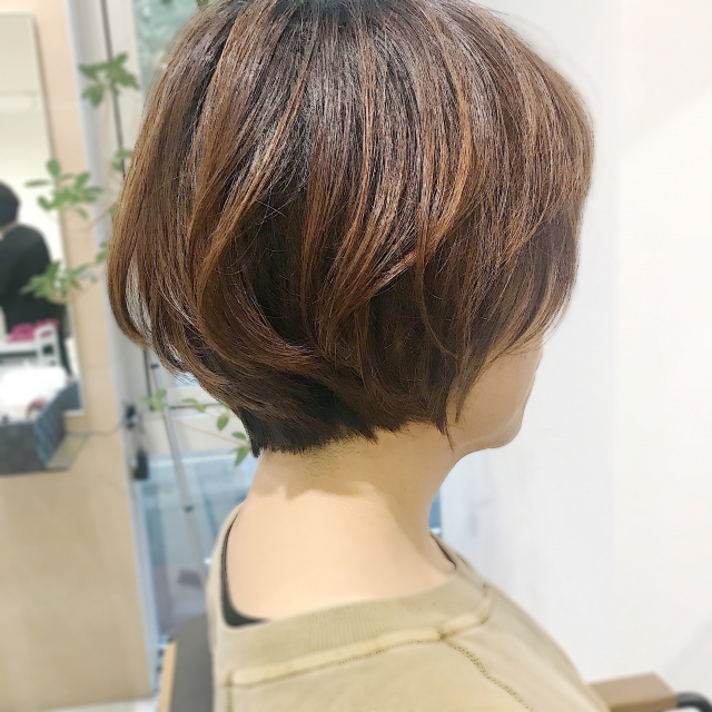 フワッと舞う☆大人のショートボブ！ 3