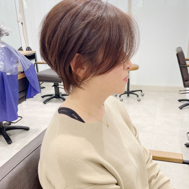 大人のナチュラルショートボブ 1
