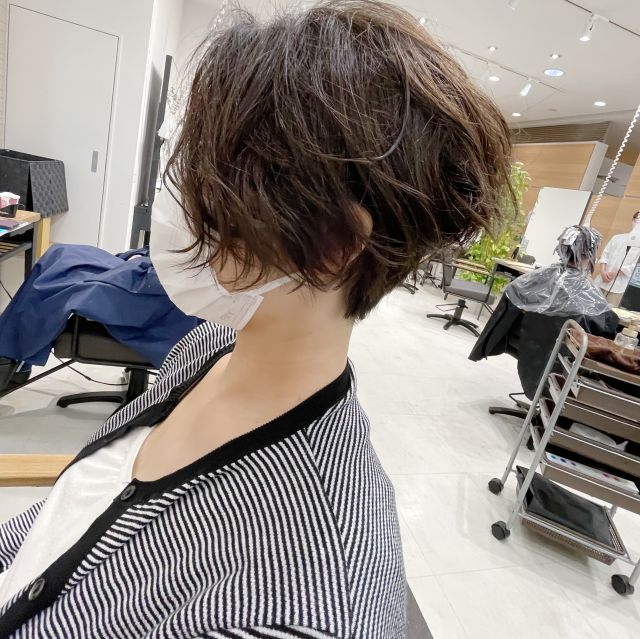 大人スタイルのショートヘア 1